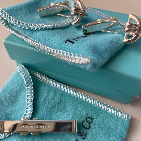 Tiffany & Co Silver Signature Cufflinks and Money Clip Signature Tie Pin set - Picture 3 of 6